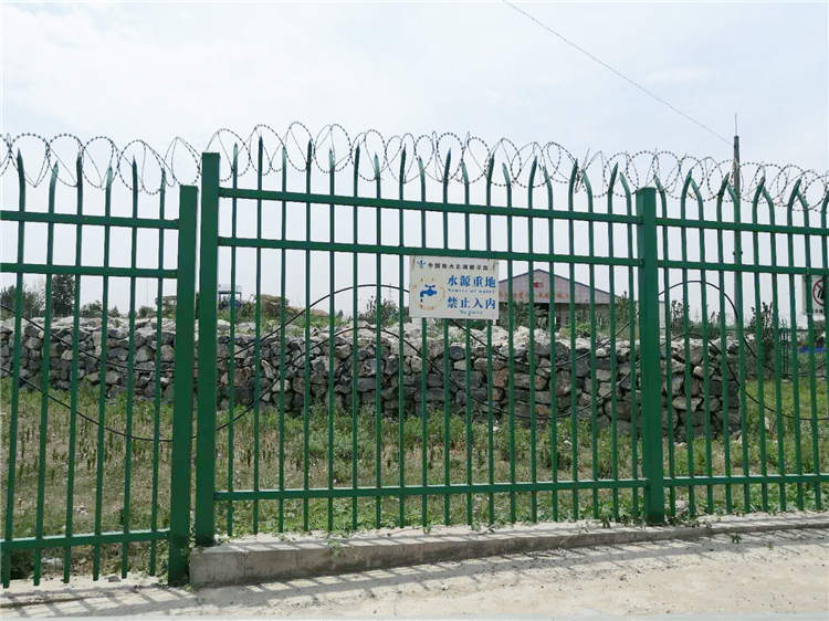 公園景區(qū)園林鋼筋網(wǎng)圍墻的設(shè)計樣式